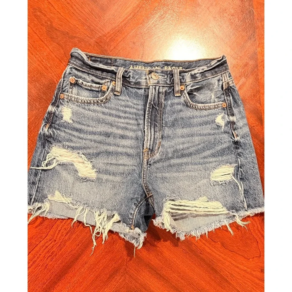 American Eagle Outfitters Distressed Denim Cutoff Shorts Size 0‎ Frayed Hem